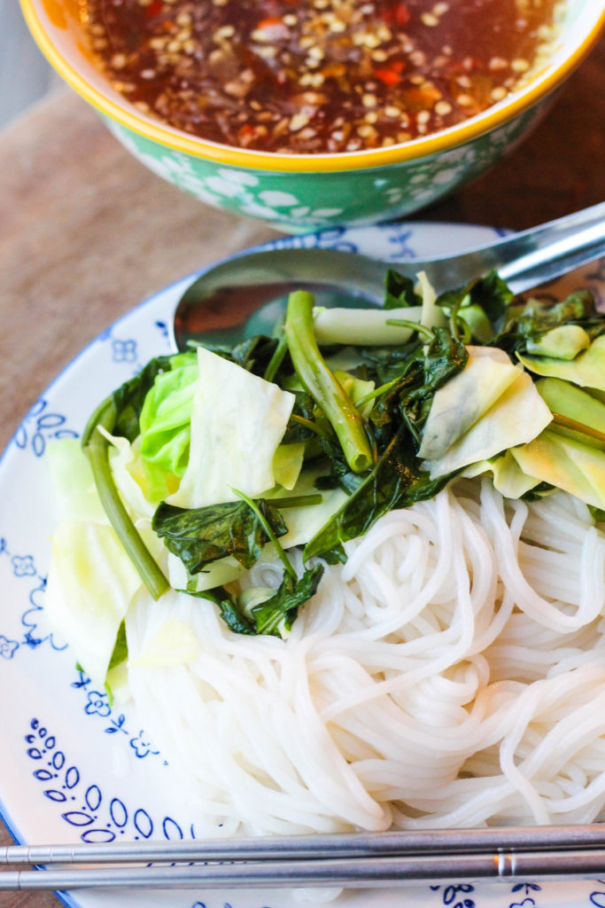 Rice Vermicelli Noodle with Pepper (Qhaub Poob Ntsug Hov Txob) C