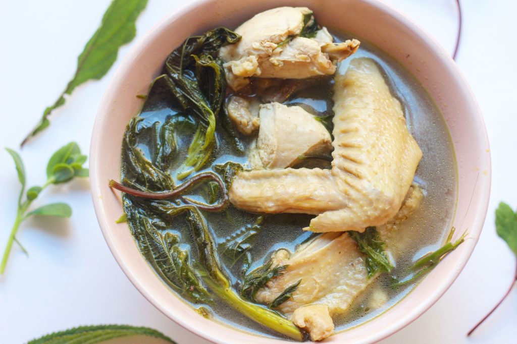 Boiled Chicken w/ Hmong Medicinal Herbs (Tshuaj Hmong hau ntsug Qab ...